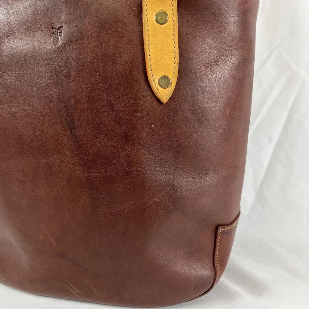 VINTAGE Frye Cognac Brown Leather Hobo Medium‎ Tote Bag
